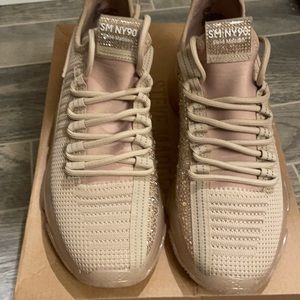 Steve Madden sneakers